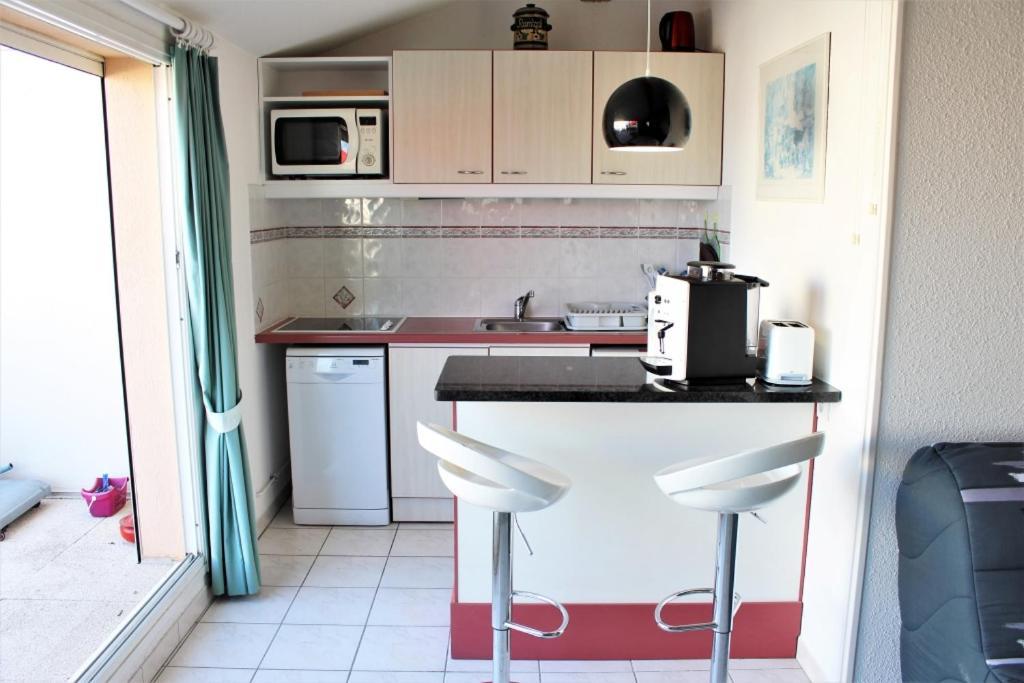 Goelettes 311 * Saint-Cyprien (Pyrenees-Orientales)